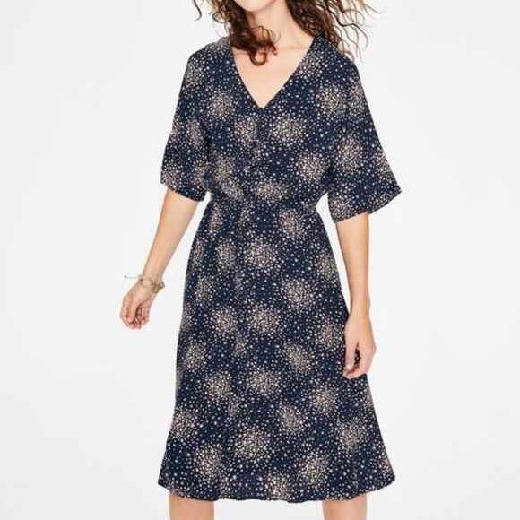 Boden Dresses & Skirts - Boden Truro Heritage Blue Flower Burst Dress Sz 8